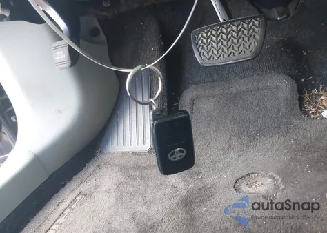 2012 Toyota Prius Two z USA, uszkodzony, nr VIN JTDKN3DUXC5471489